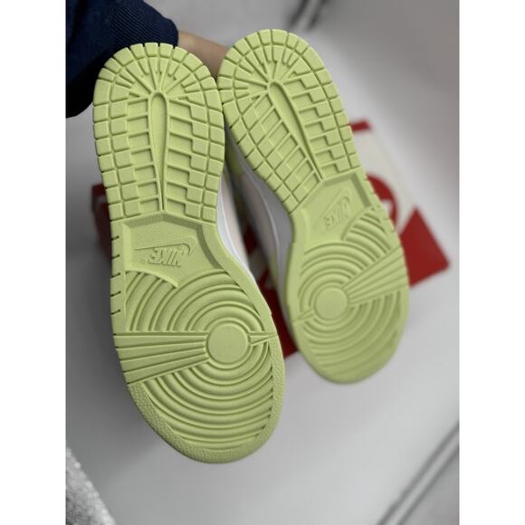Size 10 - Nike Dunk Low Lime Ice W BS580 - Picture 3 of 6